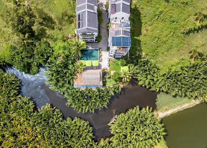 Crony Villa - Stay 24H Hội An